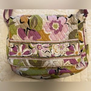 Vera Bradley Messenger/laptop Bag Retired Portobello Road Pattern